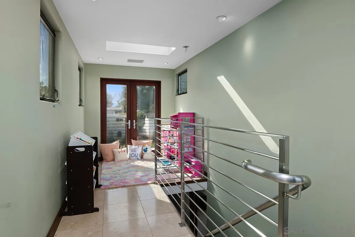 13613 Mar Scenic Drive Del Mar, CA 92014 - Photo 35 of 46