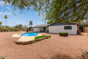 9001 North 13th Avenue Phoenix, AZ 85021 - Photo 24 of 25 a house view with a backyard space
