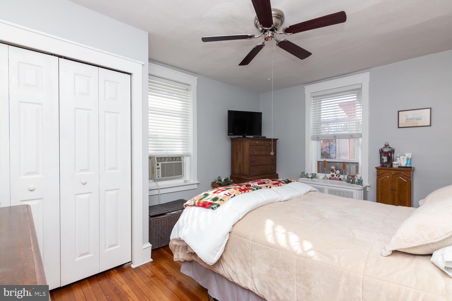 539 Walnut Lane Philadelphia, PA 19128 - Photo 28 of 31