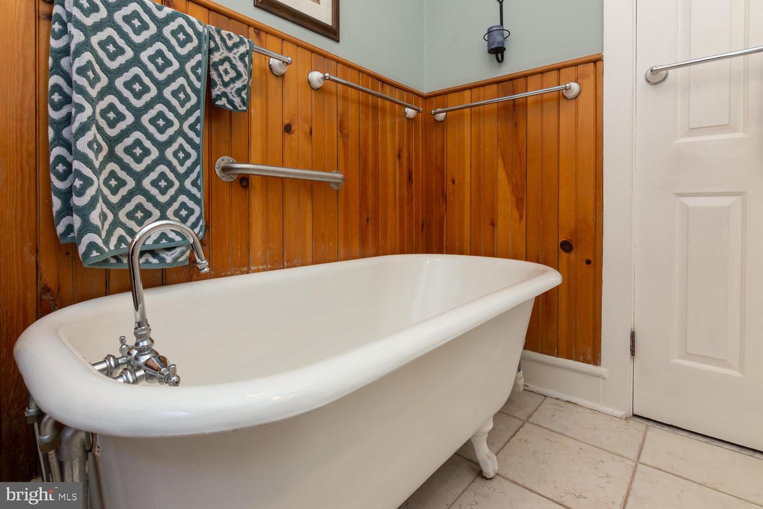 539 Walnut Lane Philadelphia, PA 19128 - Photo 29 of 31