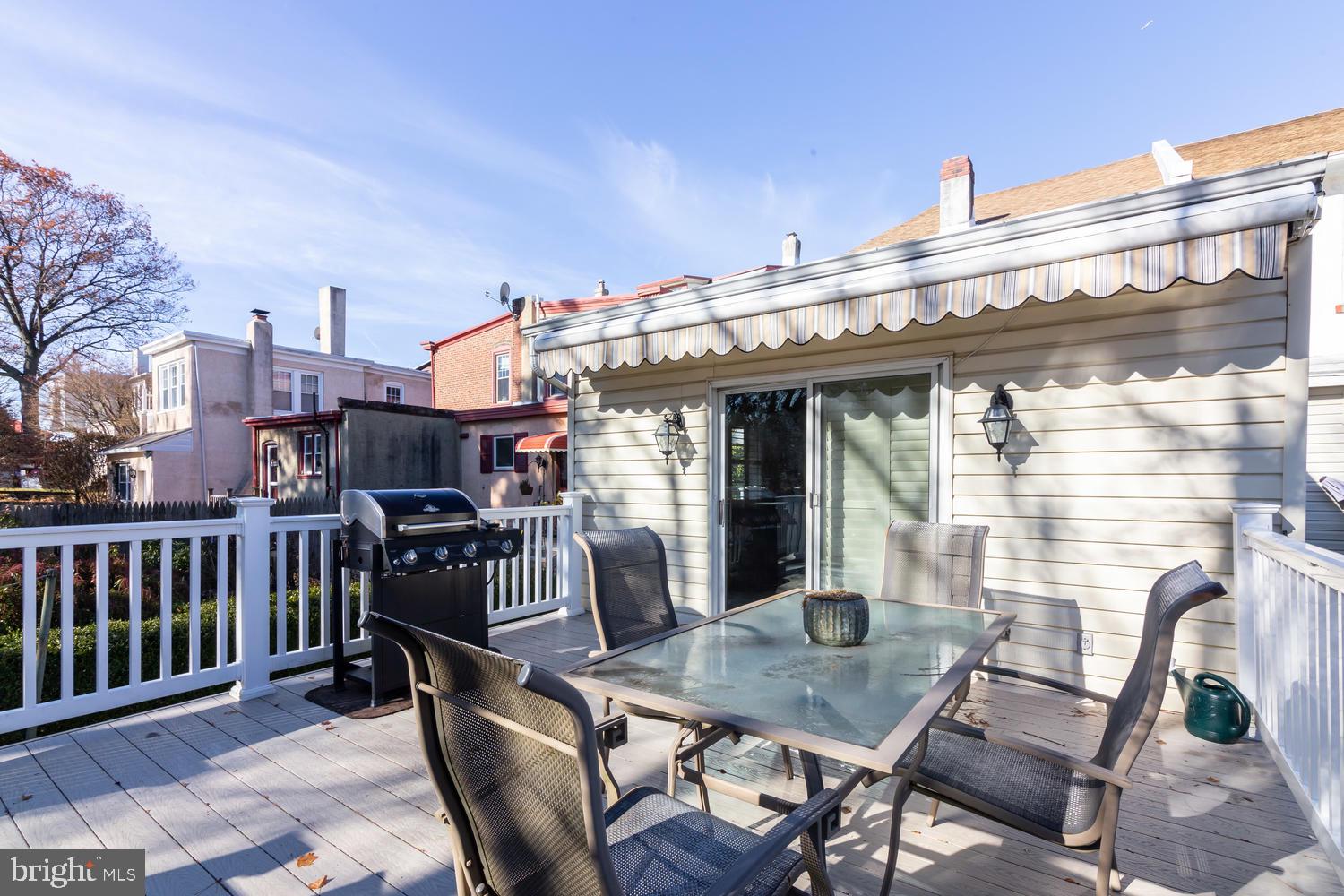 539 Walnut Lane Philadelphia, PA 19128 - Photo 6 of 31