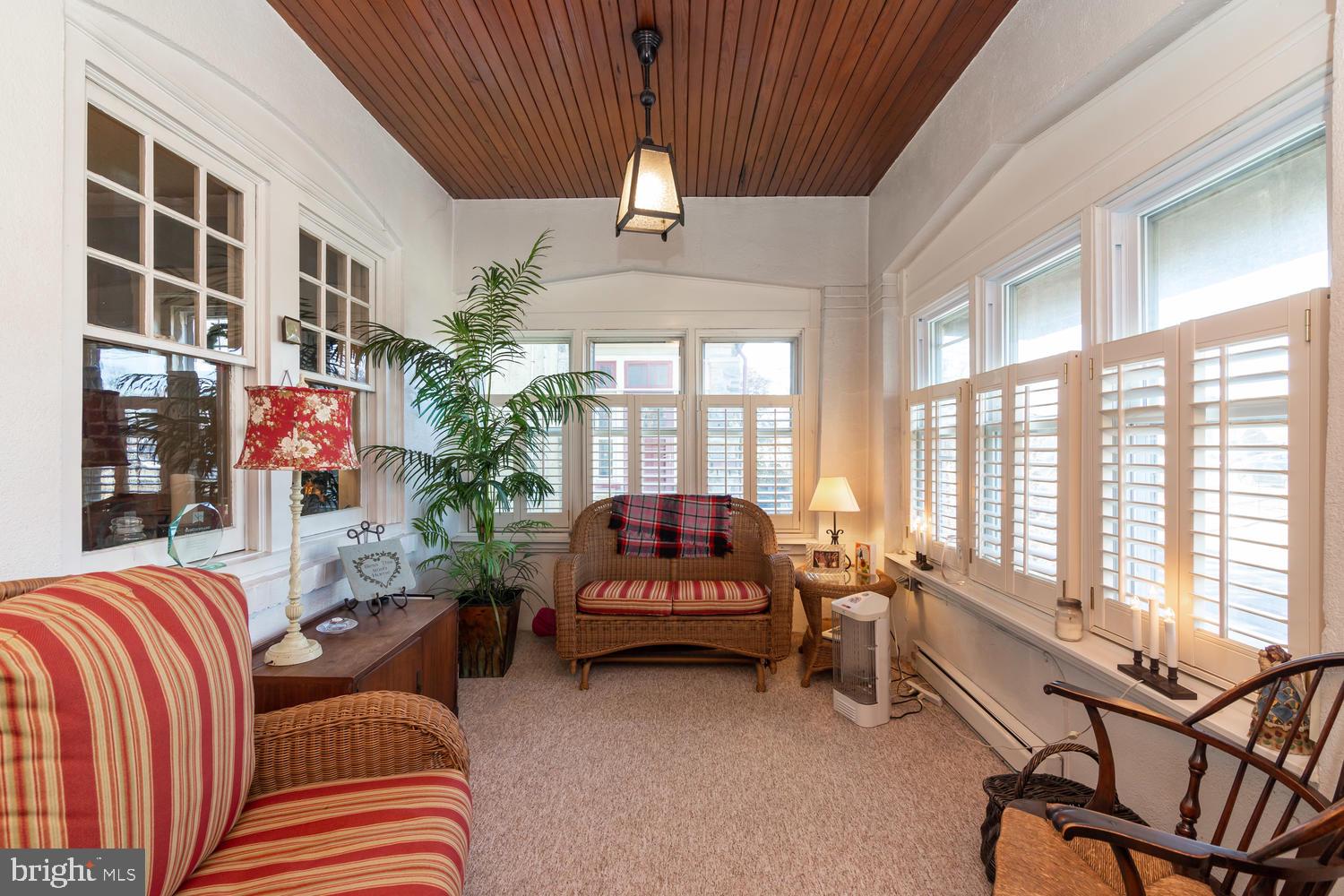 539 Walnut Lane Philadelphia, PA 19128 - Photo 7 of 31