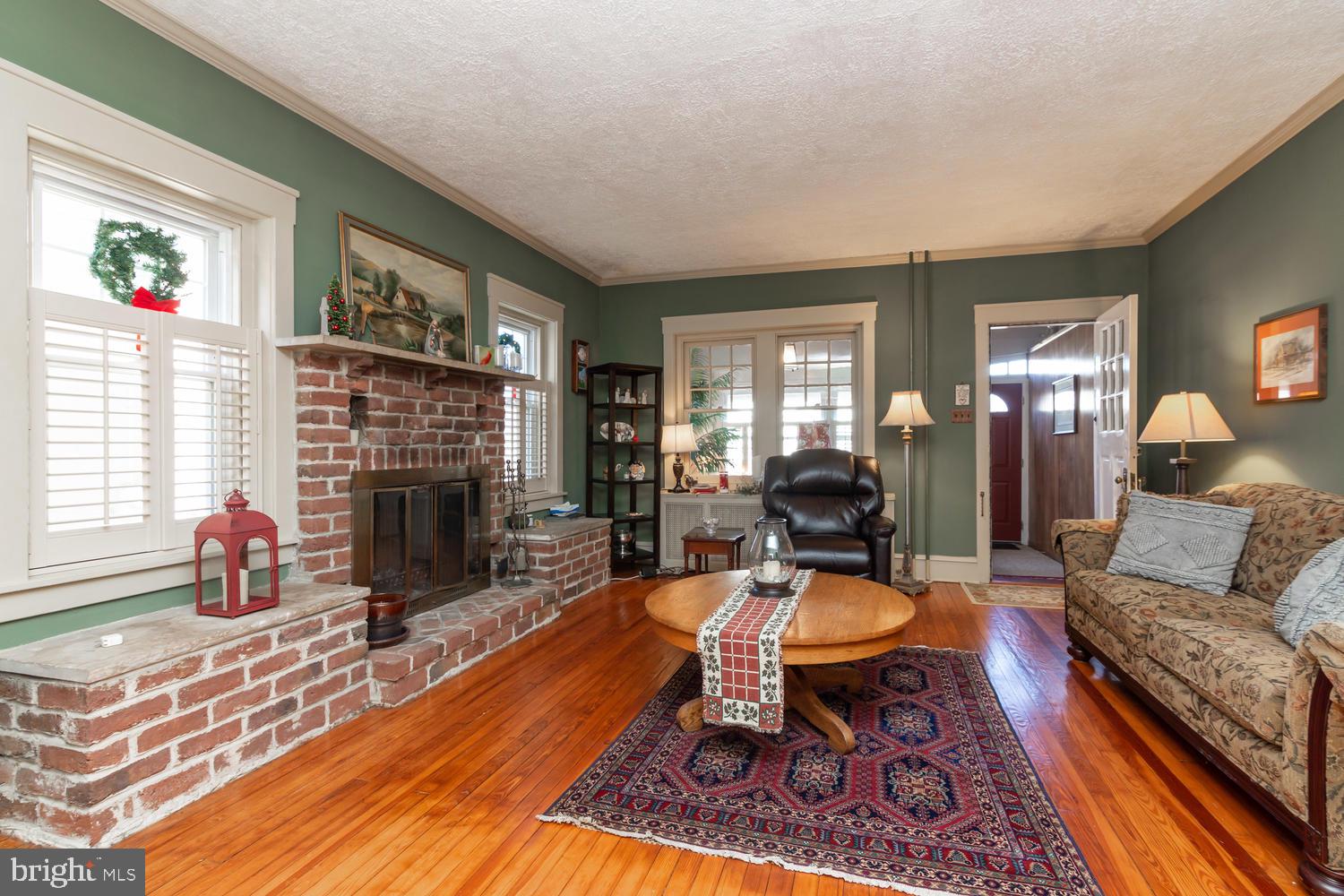 539 Walnut Lane Philadelphia, PA 19128 - Photo 9 of 31