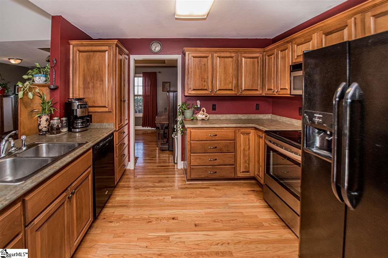 114 Windy Hill Road Gaffney, SC 29341 - Photo 22 of 36