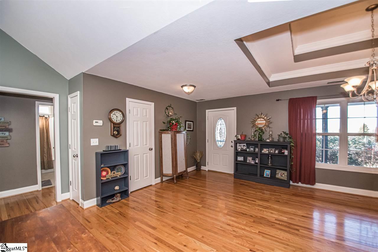 114 Windy Hill Road Gaffney, SC 29341 - Photo 8 of 36