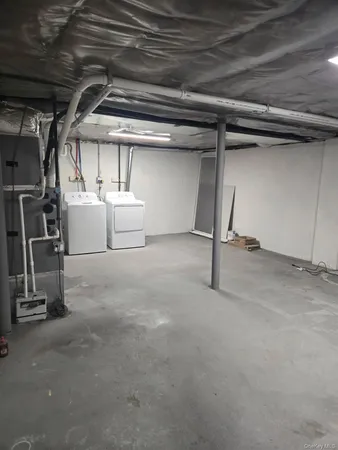 a view of a garage