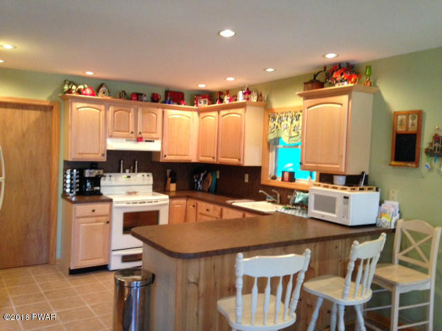 1043 Boat House Road Lake Ariel, PA 18436 - Photo 17 of 52