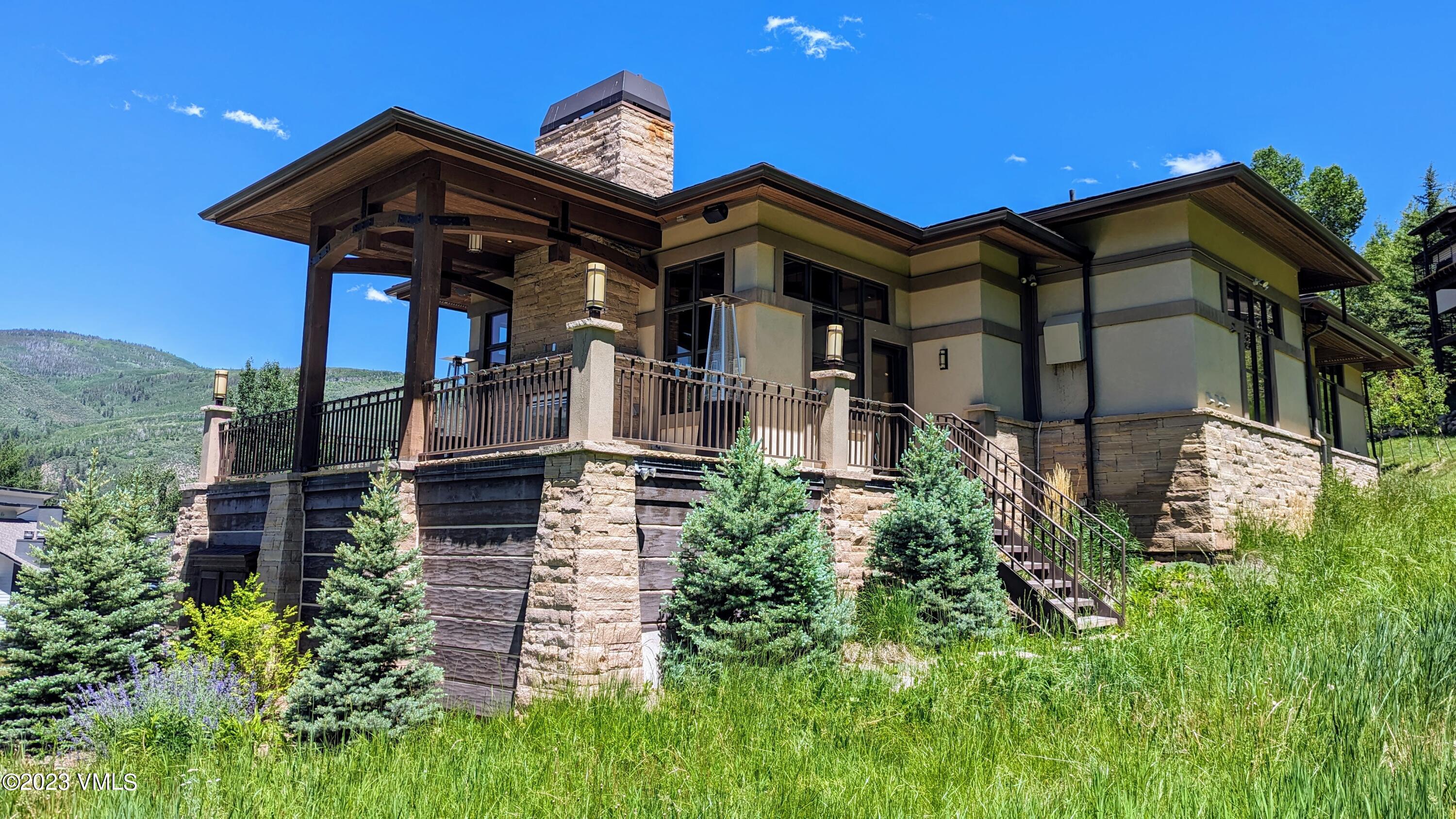 589 Eagle Drive Eagle-Vail, CO 81620 - Photo 2 of 33 a view of a chairs and table in the terrace