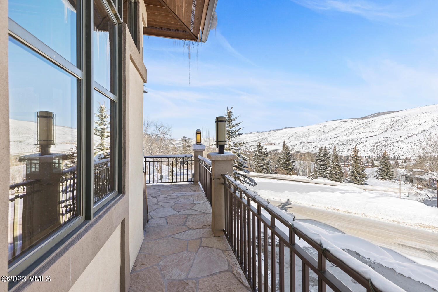 589 Eagle Drive Eagle-Vail, CO 81620 - Photo 29 of 33 a view of a balcony