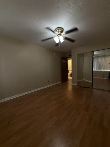 $1,550 | 3911 Fort Street, Unit 114, Trenton, MI 48183