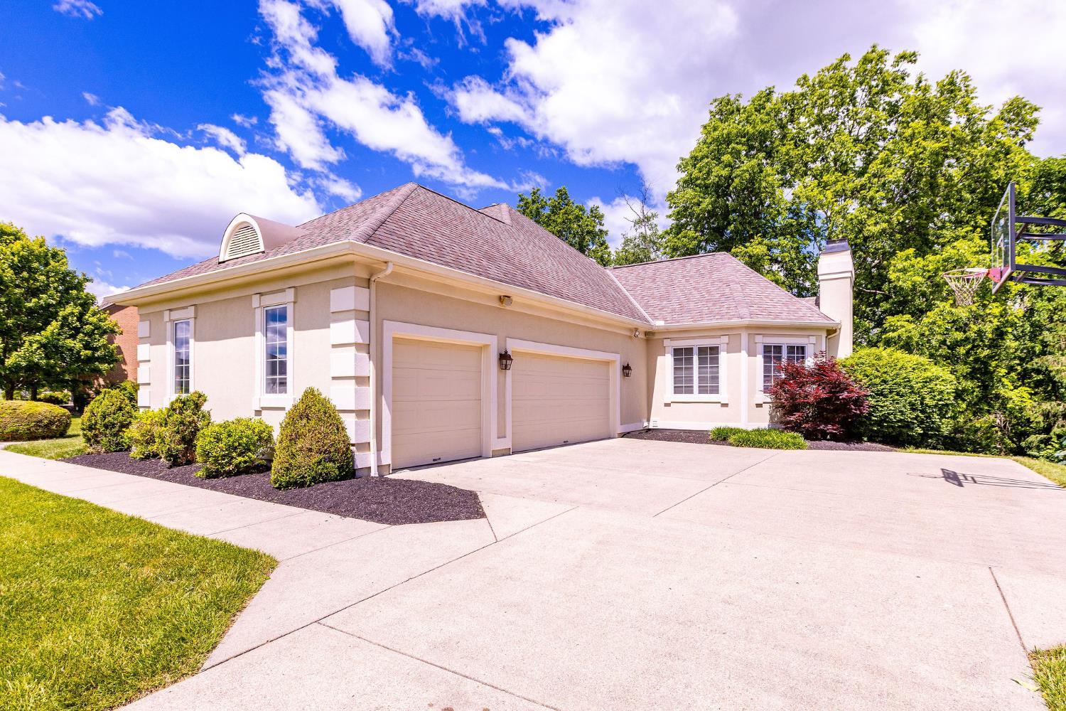 7161 Overton Way Maineville, OH 45039 - Photo 2 of 65