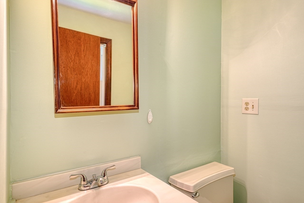49 Summer Hill Road Maynard, MA 01754 - Photo 13 of 32 Gallery Image 13