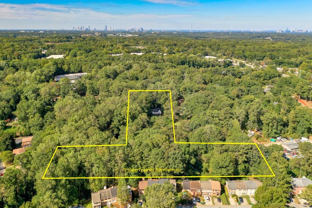 819 Northern Avenue Clarkston, GA 30021 - Photo 2 of 21