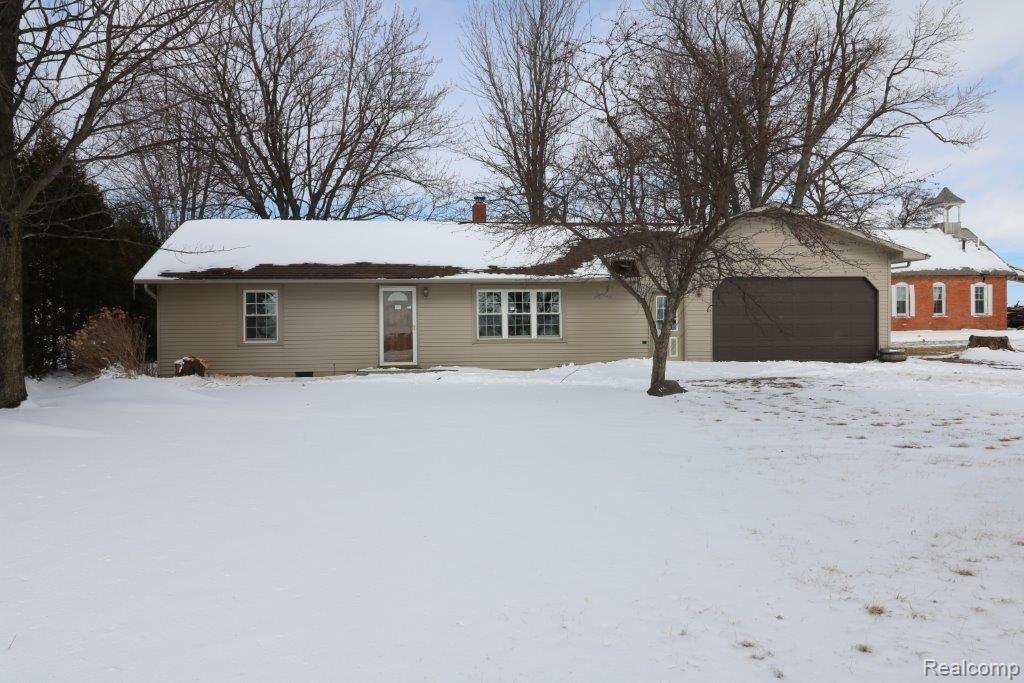 6520 Frenchline Road Marlette, MI 48453 - Photo 4 of 19 Front 4