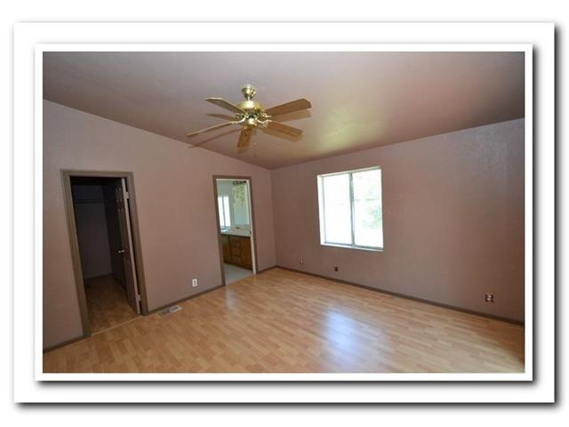 15935 Spring Oaks Road, Unit 135 El Cajon, CA 92021 - Photo 14 of 25 Gallery Image 14
