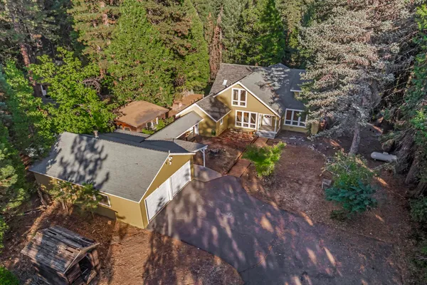 $678,000 | 3788 Lake Almanor Drive, Lake Almanor, CA 96137