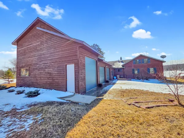 $1 | 56885 290th Street, Park Rapids, MN 56470