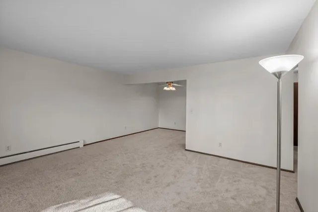 $140,000 | 4380 Brookside Court, Unit 209, Edina, MN 55436