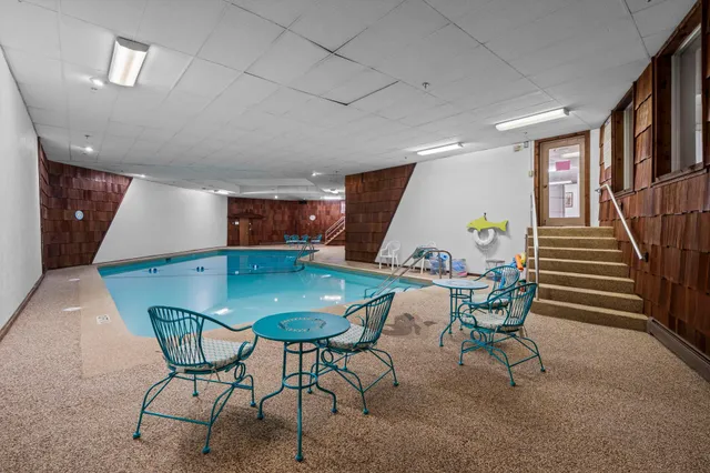 $140,000 | 4380 Brookside Court, Unit 209, Edina, MN 55436