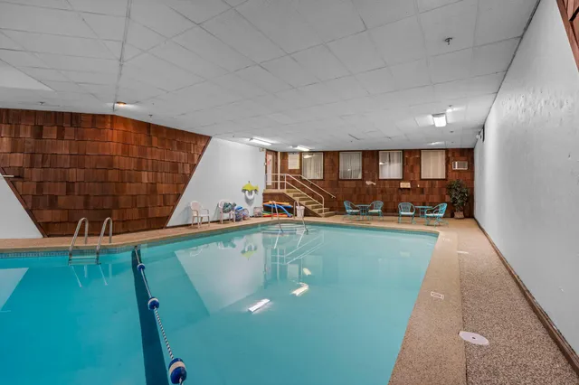 $140,000 | 4380 Brookside Court, Unit 209, Edina, MN 55436