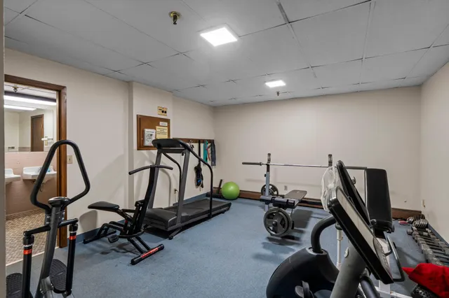 $140,000 | 4380 Brookside Court, Unit 209, Edina, MN 55436