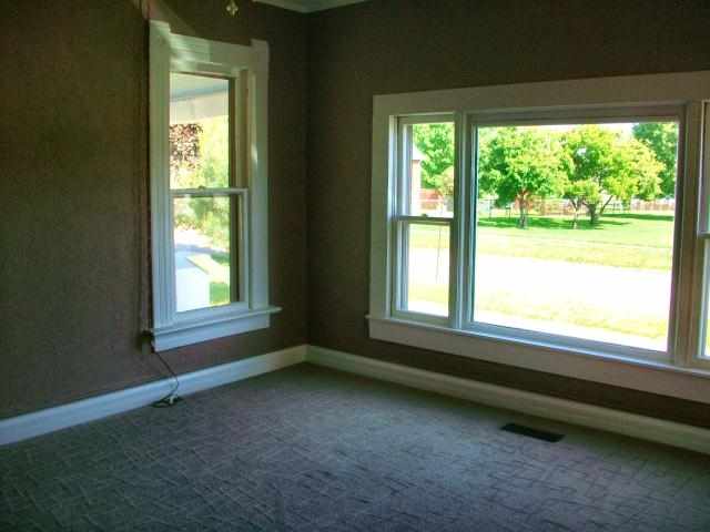 646 East Maple Street Canton, IL 61520 - Photo 14 of 14 Gallery Image 14