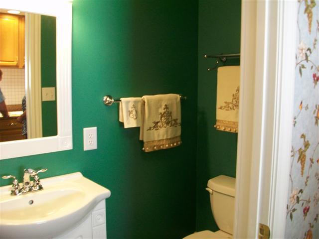 646 East Maple Street Canton, IL 61520 - Photo 8 of 14 Gallery Image 8