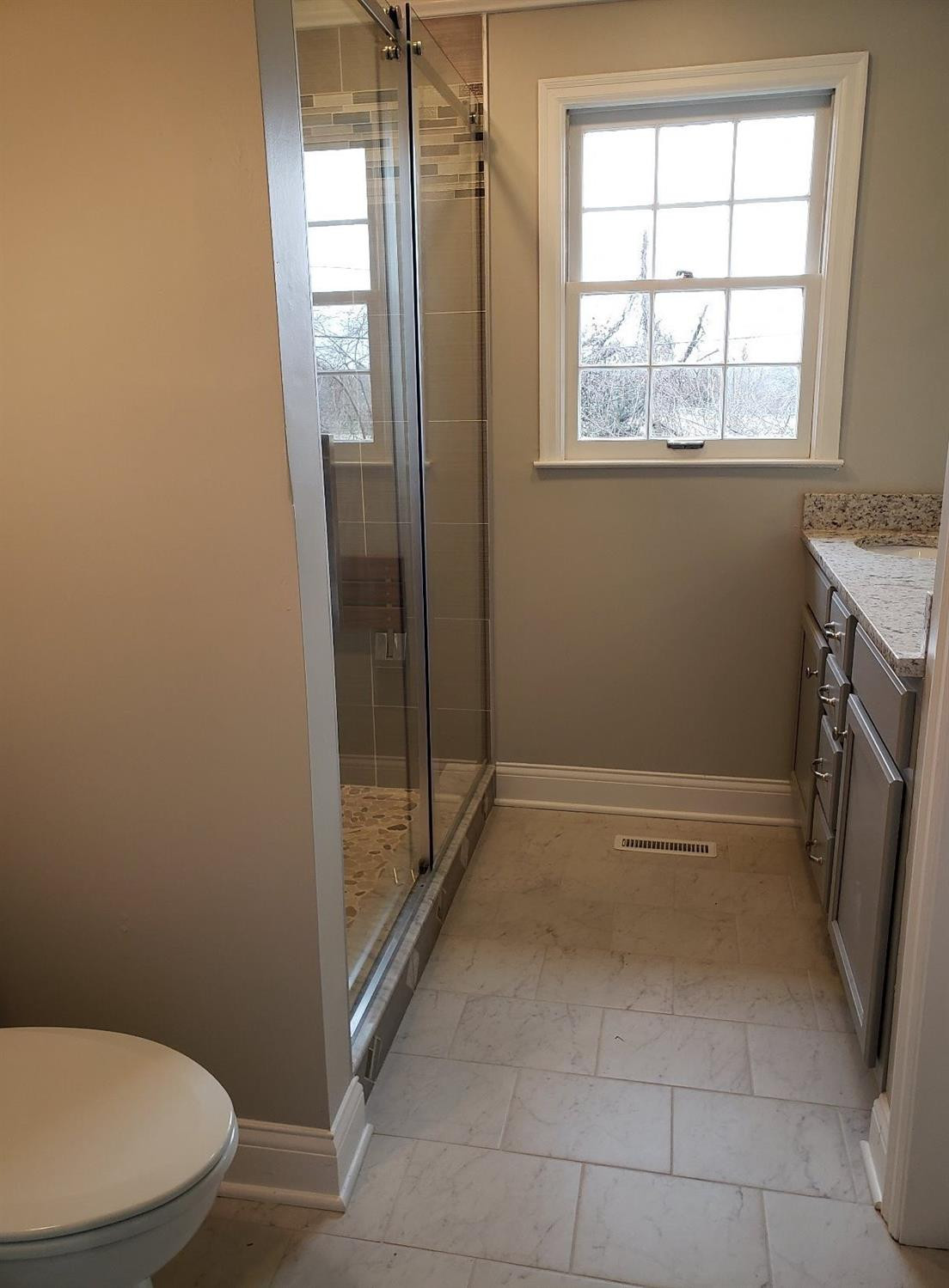 358 Westover Road Frankfort, KY 40601 - Photo 22 of 34 Master Bathroom