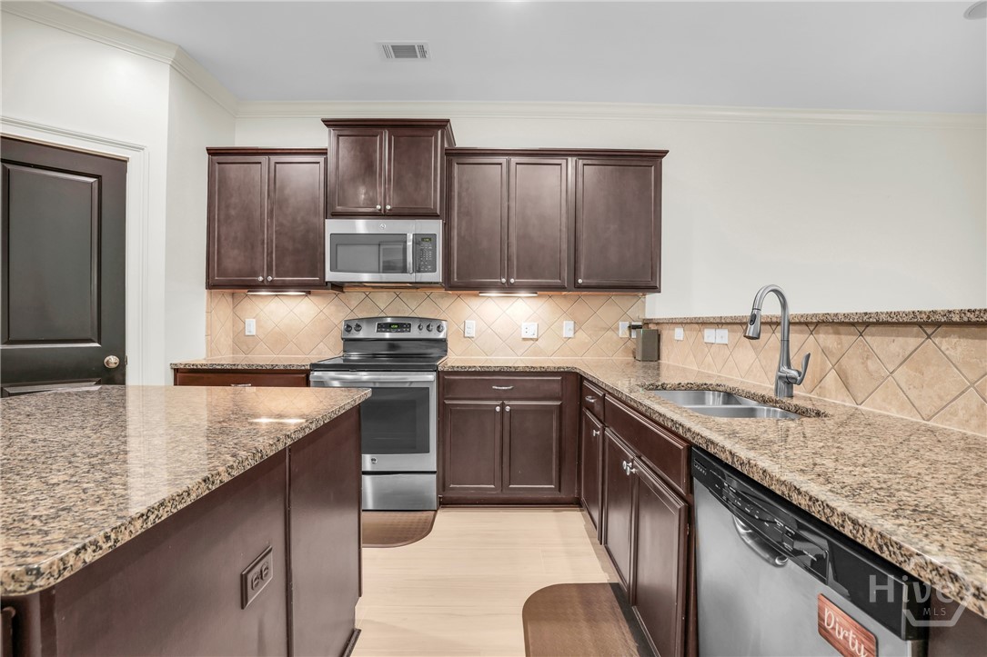 104 Danbury Court Pooler, GA 31322 - Photo 16 of 61