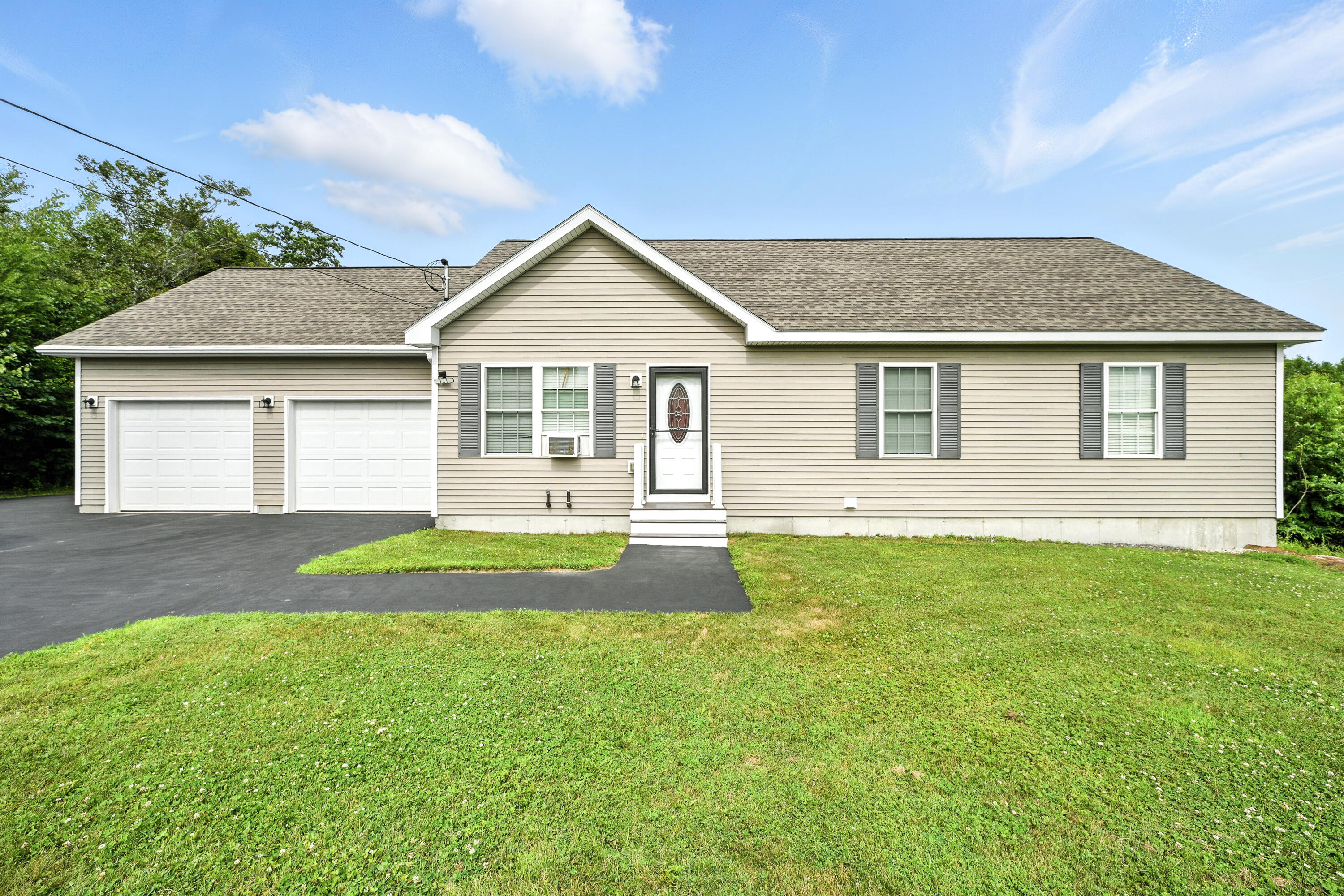 104 Stone Gate Crossing Road Chelsea, ME 04330 - Photo 1 of 36 01 Front