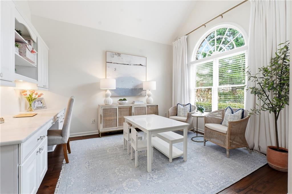 4474 Woodford Pass Northeast Roswell, GA 30075 - Photo 4 of 32