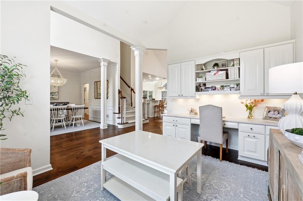 4474 Woodford Pass Northeast Roswell, GA 30075 - Photo 5 of 32