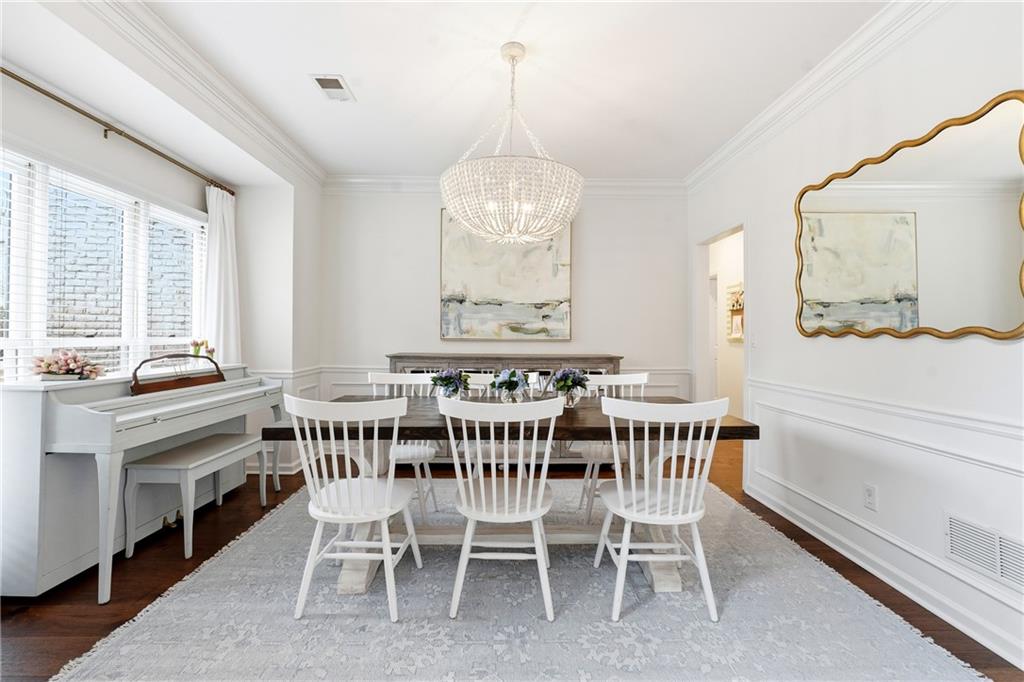 4474 Woodford Pass Northeast Roswell, GA 30075 - Photo 6 of 32