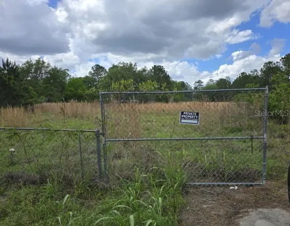 $99,900 | 8878 Southeast 180th Avenue Road, Ocklawaha, FL 32179