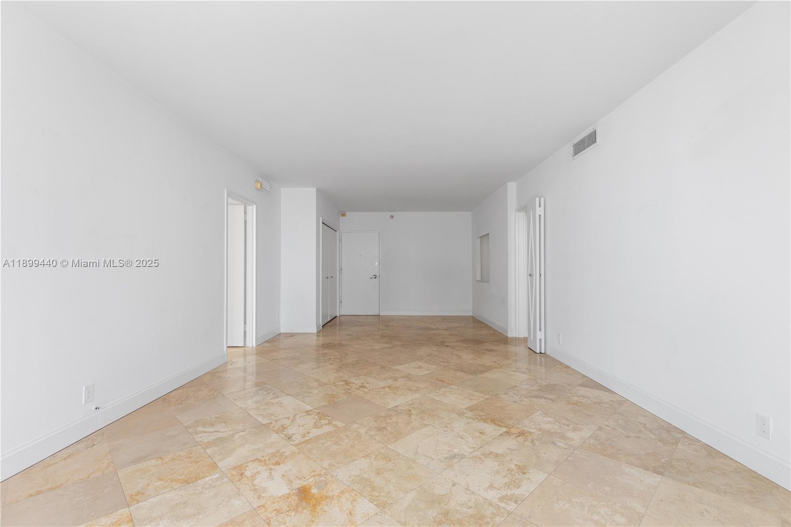 5700 Collins Avenue, Unit 10D Miami Beach, FL 33140 - Photo 10 of 47 a view of an empty room