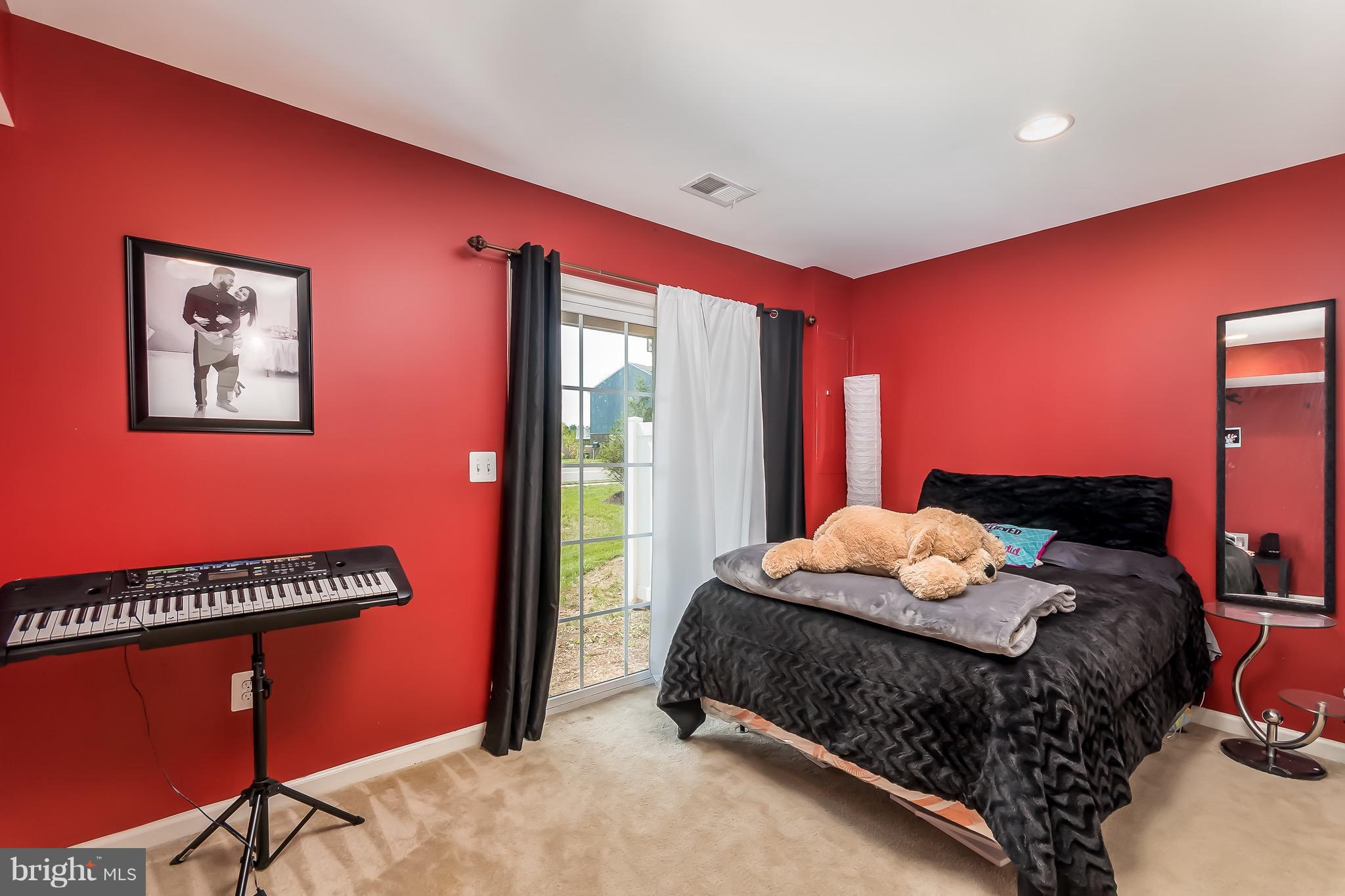 8339 Scotland Loop Manassas, VA 20109 - Photo 19 of 23 LL Rec Room has door, add closet=3rd Bdrm