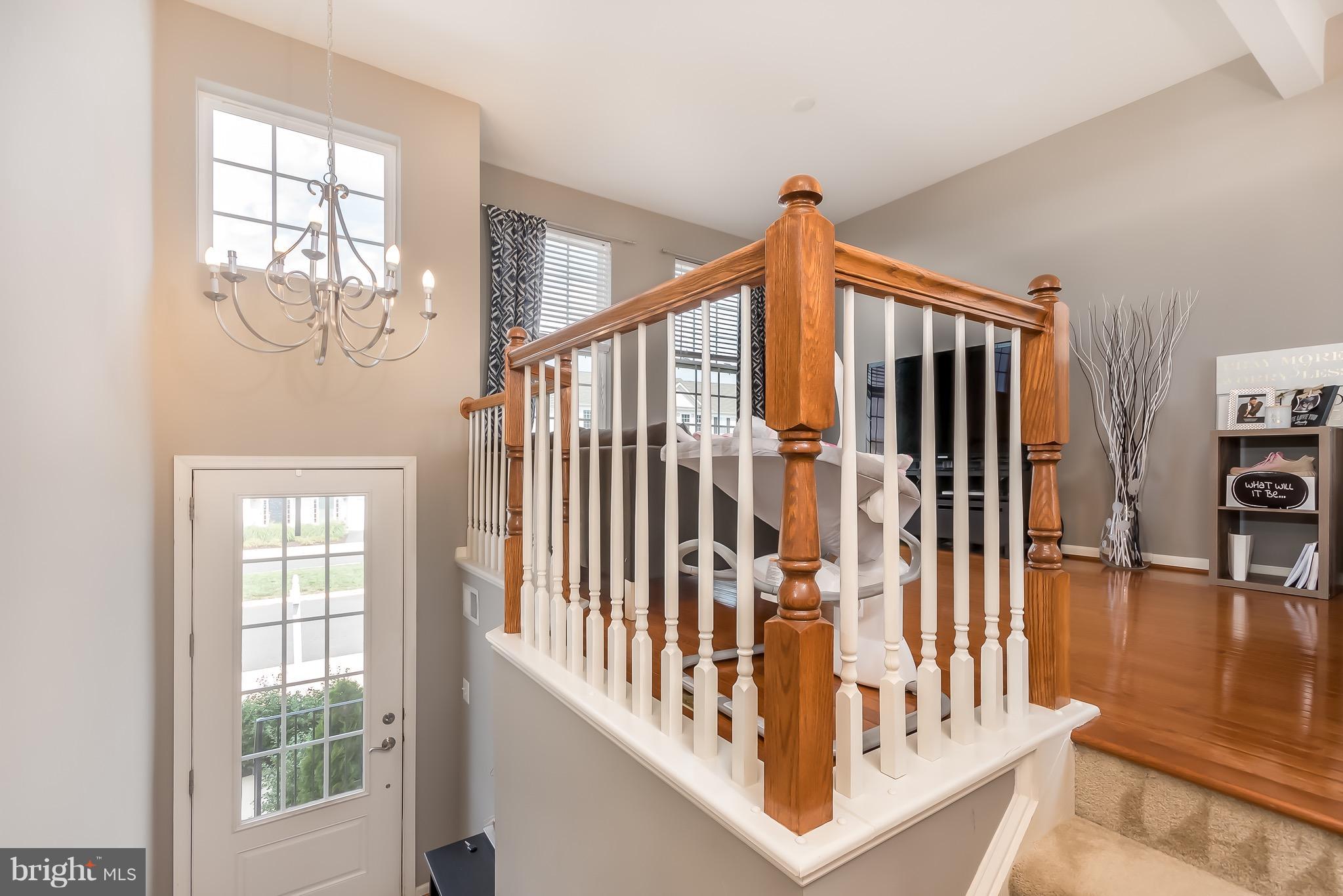 8339 Scotland Loop Manassas, VA 20109 - Photo 3 of 23 2 Story Foyer