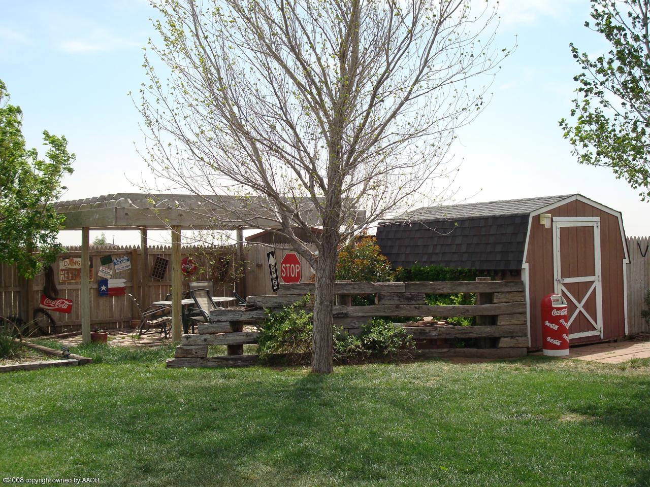 15750 Cavin Road Amarillo, TX 79119 - Photo 15 of 17 Pergola Patio Area