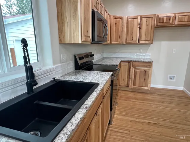 $379,900 | 405 North Fairfield Street, Council, ID 83612