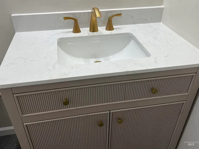 $379,900 | 405 North Fairfield Street, Council, ID 83612