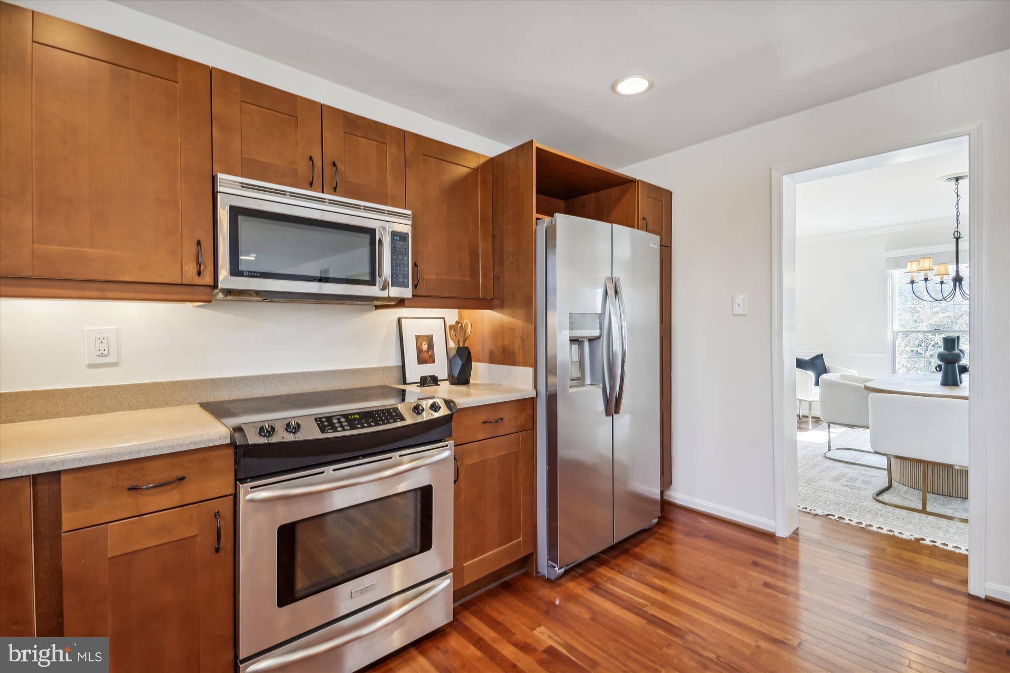408 Talahi Road Southeast Vienna, VA 22180 - Photo 7 of 58 Brand new fridge