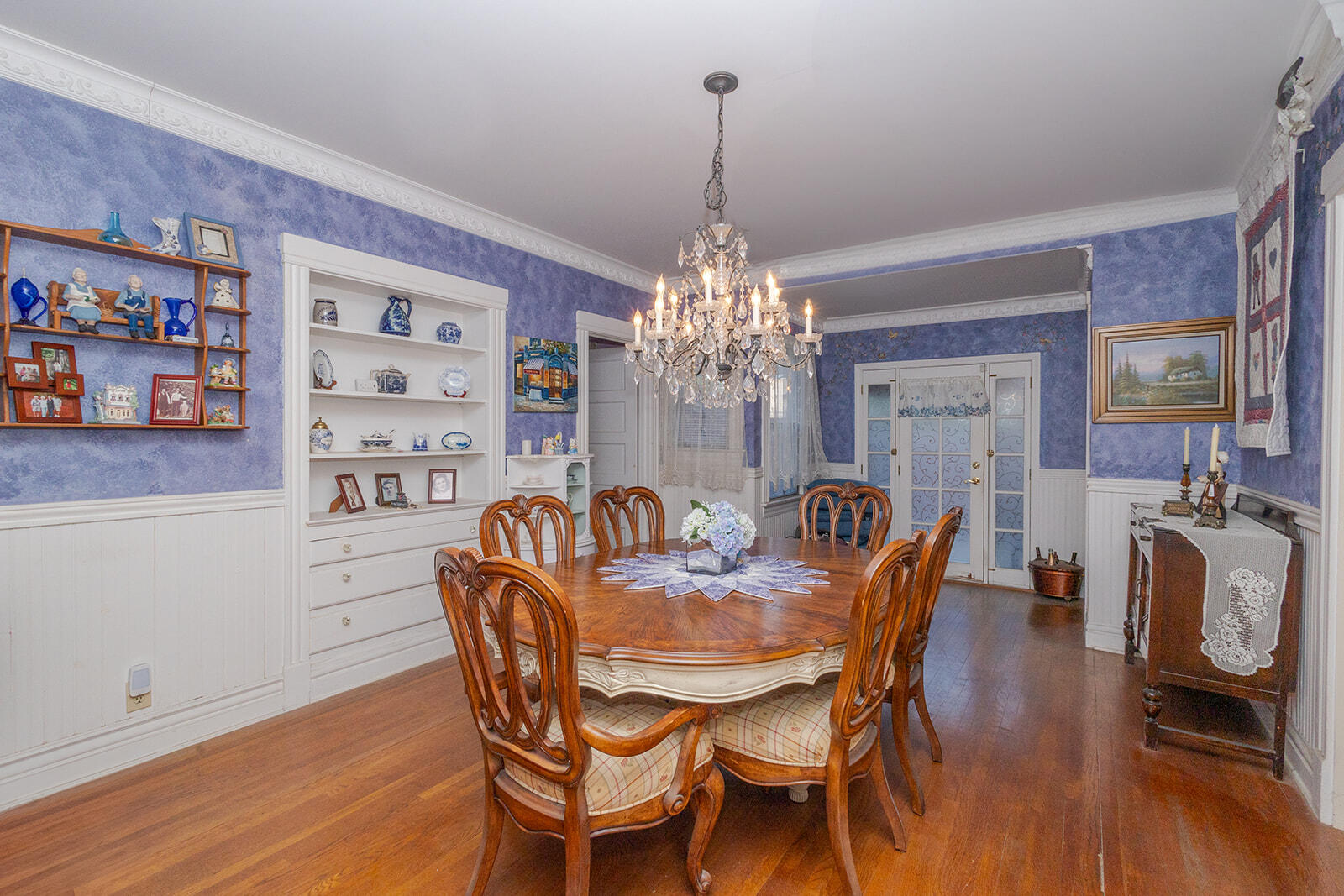 13429 Bailey Street Whittier, CA 90601 - Photo 15 of 54 a dining room with furniture and window