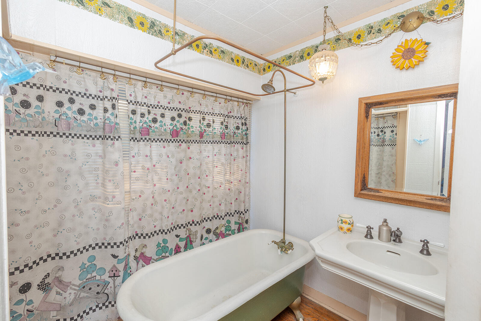 13429 Bailey Street Whittier, CA 90601 - Photo 30 of 54 a bathroom with a sink and a mirror