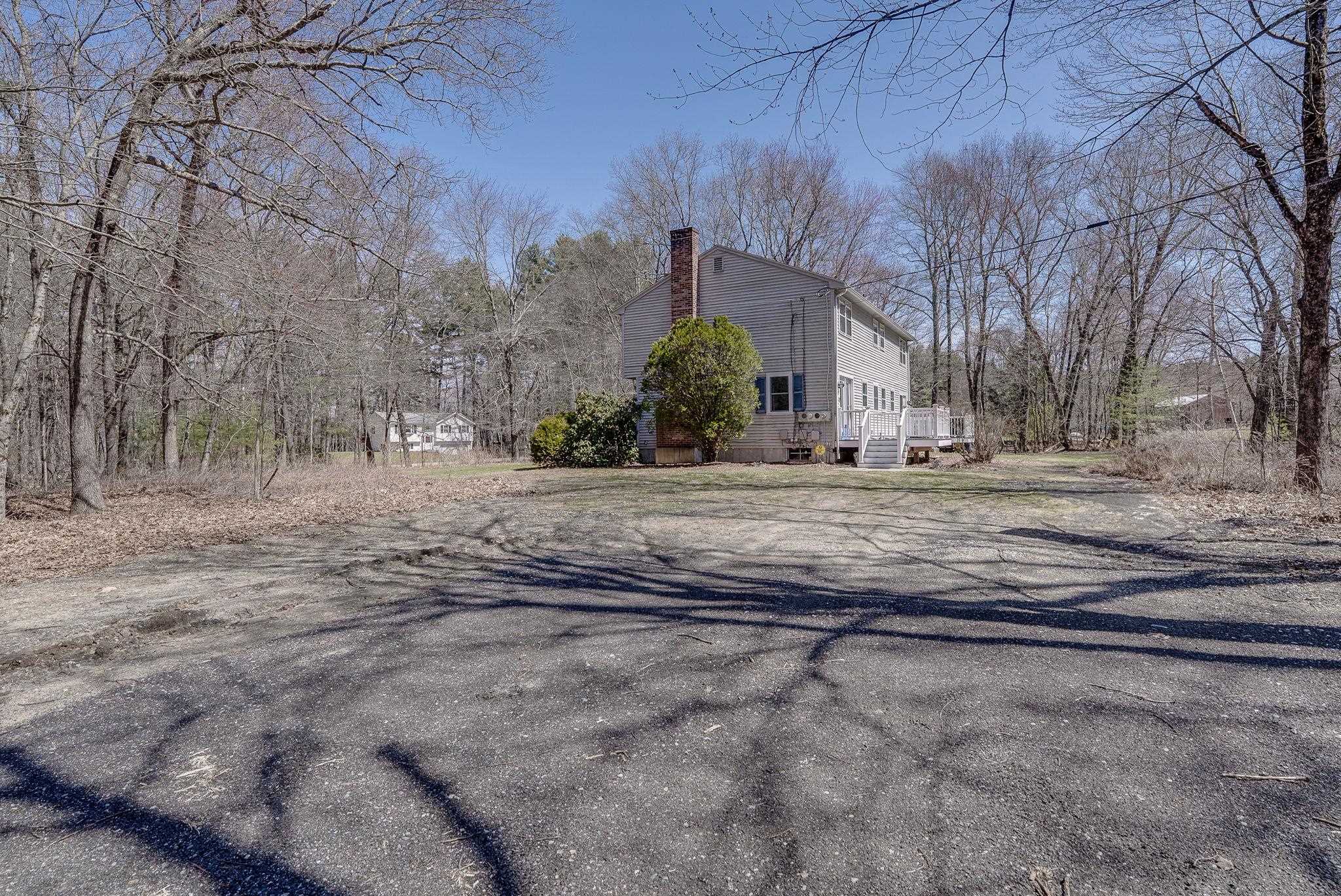 22 B Circle Drive Litchfield, NH 03052 - Photo 5 of 20