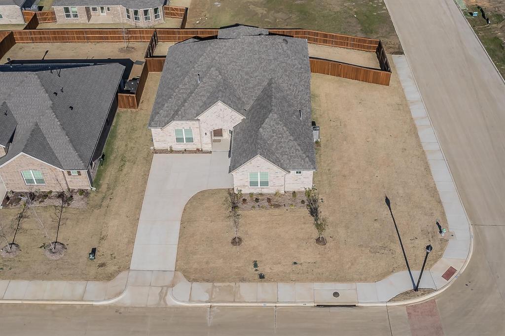 4305 Noble Lane Midlothian, TX 76065 - Photo 31 of 40