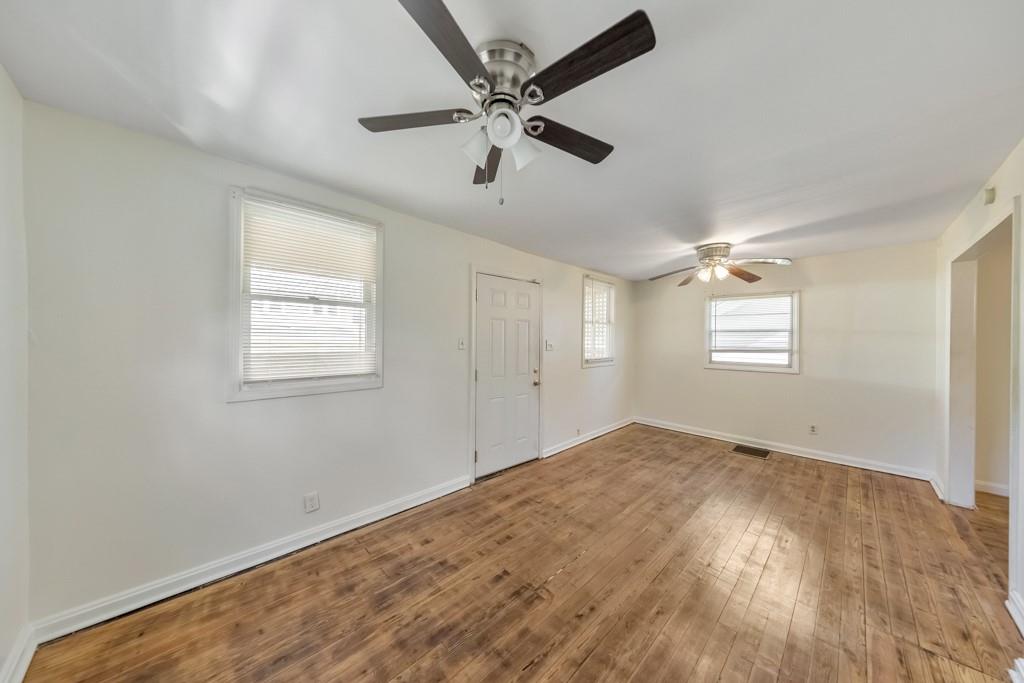 1776 Spring Avenue Atlanta, GA 30344 - Photo 6 of 31
