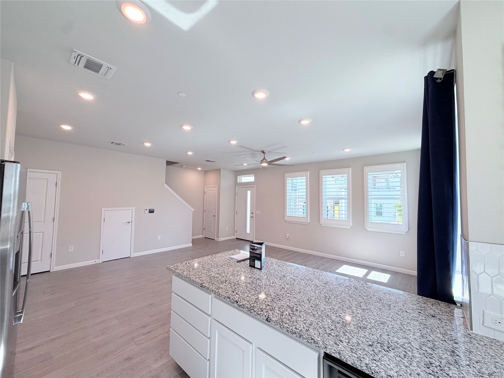 9015 Cattle Baron Path, Unit 605 Austin, TX 78747 - Photo 5 of 29 Gallery Image 5