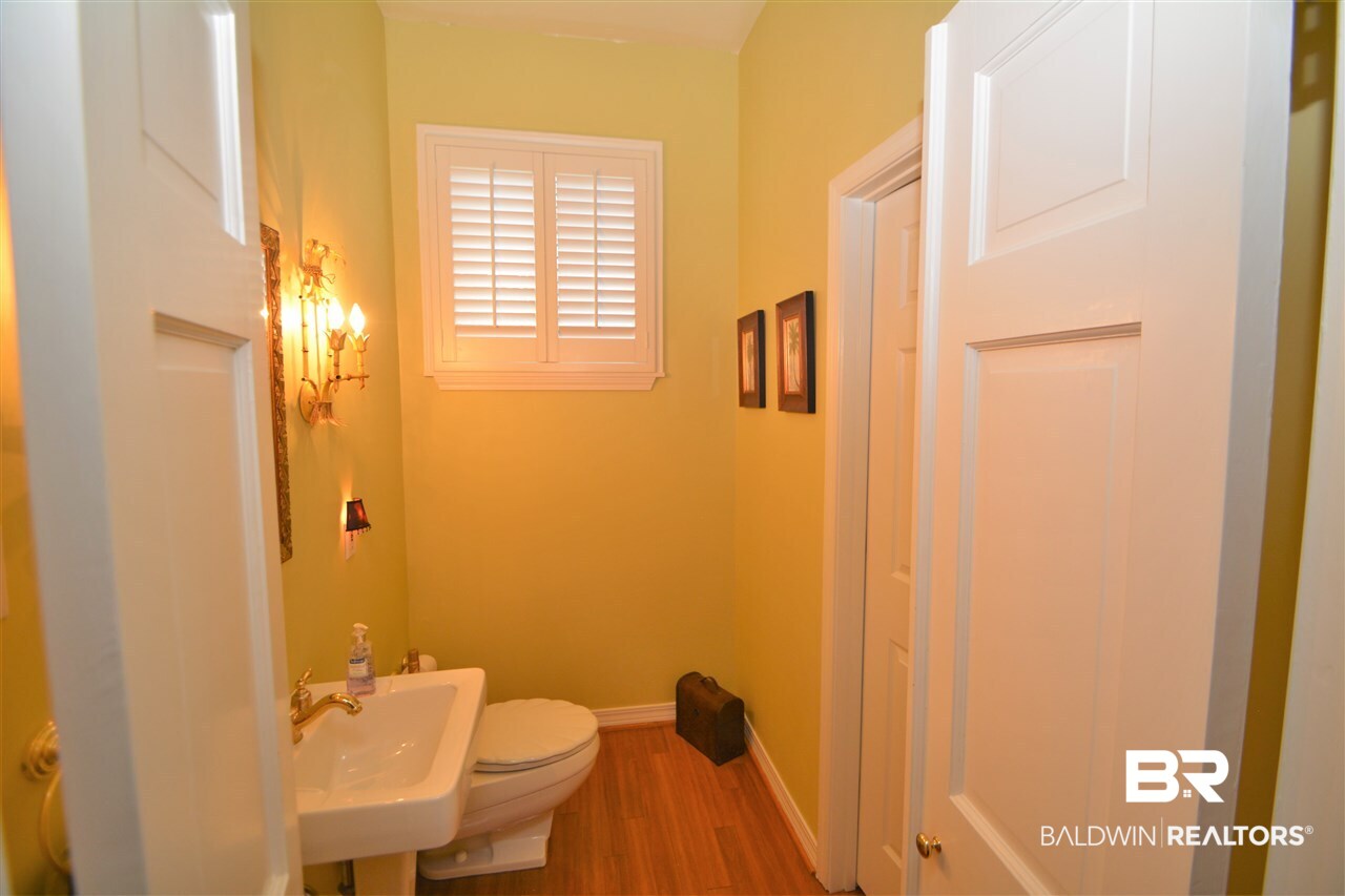 3901 North Skyland Circle Mobile, AL 36693 - Photo 12 of 50