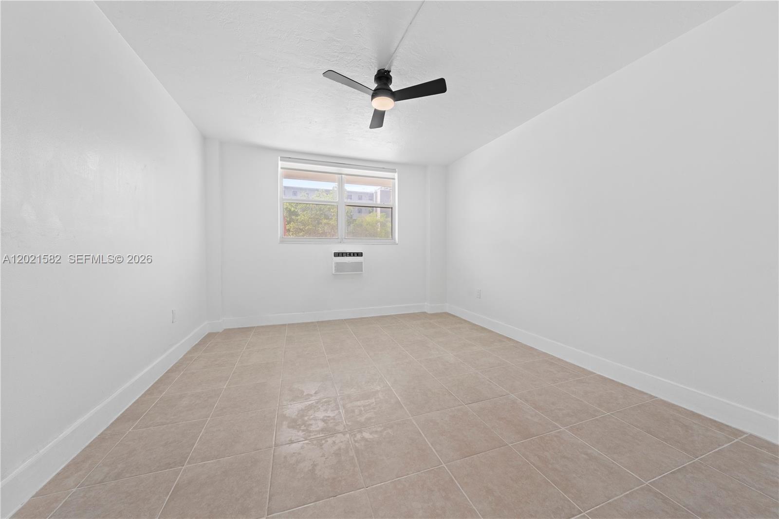 1300 Lincoln Road, Unit D204 Miami Beach, FL 33139 - Photo 11 of 26