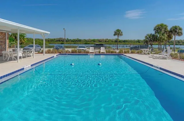 $185,000 | 141 Indian River Drive North, Edgewater, FL 32141